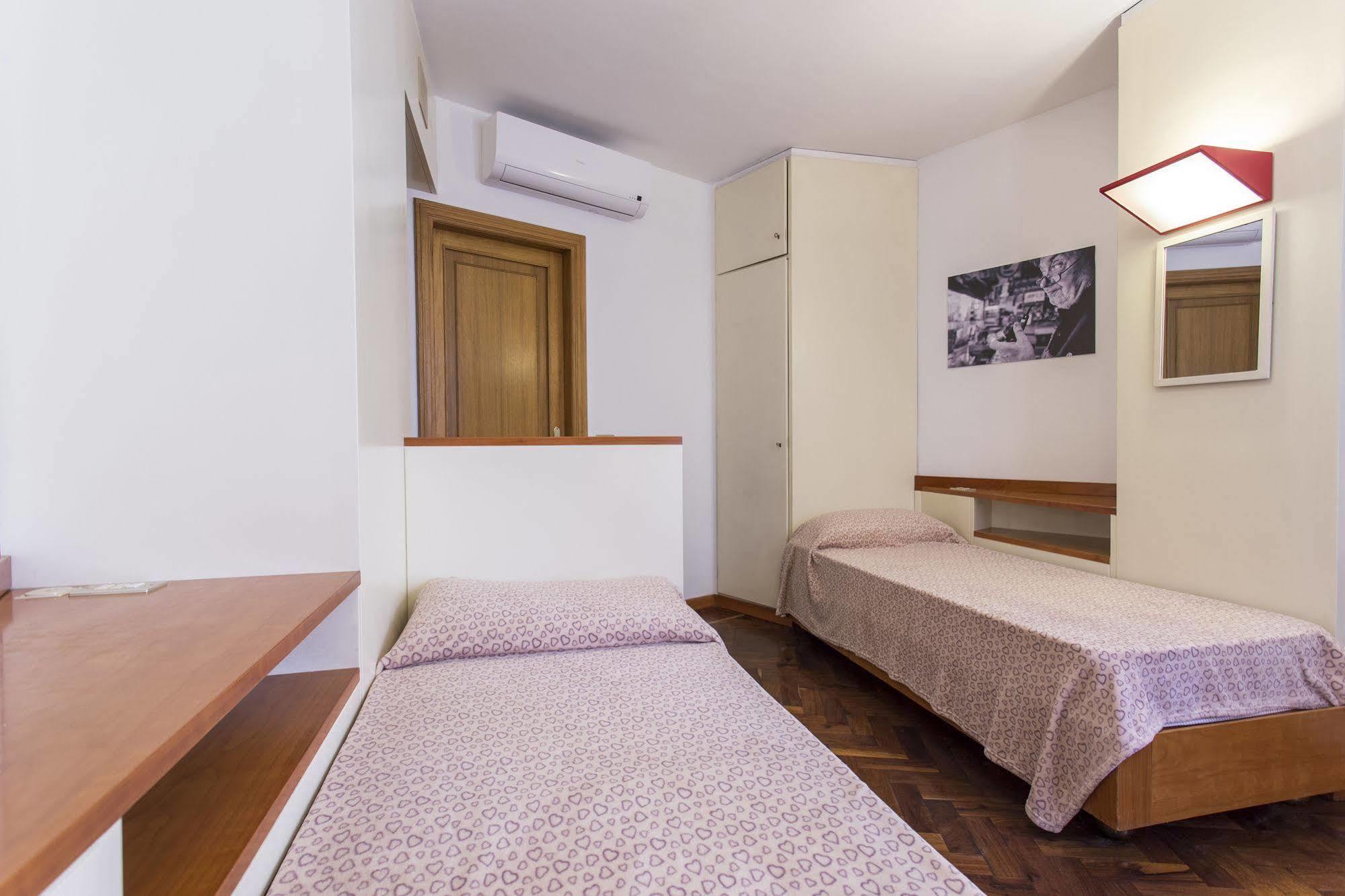 Residenza Ariosto Depandance by Studio Vita Bolonia Exterior foto